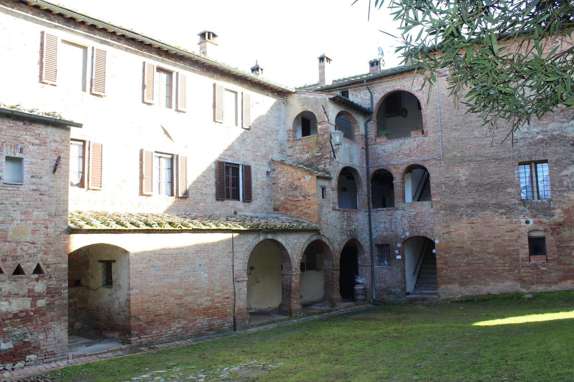 Agriturismo Castello Saltemnano Villa Буонконвенто Екстериор снимка